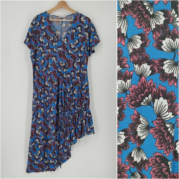 Zara | ruched dress - Picture 1 of 8